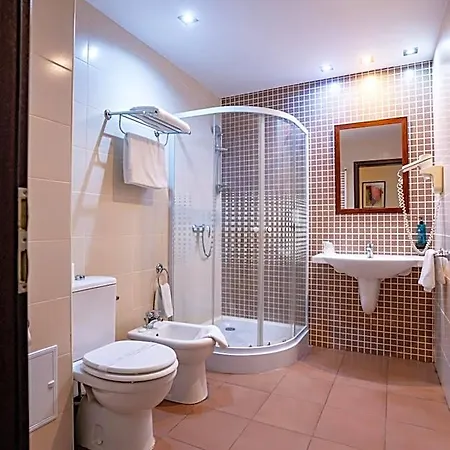 Aurelia Hotel 3*